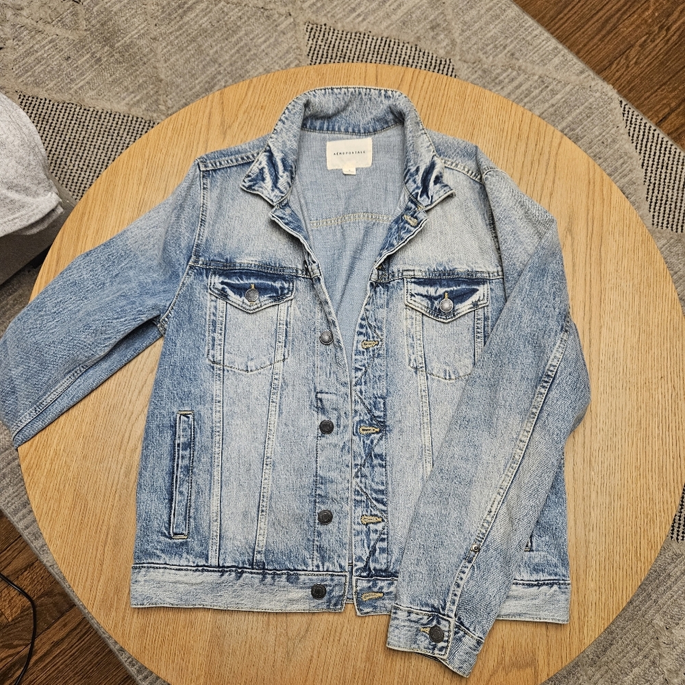 Aeropostale